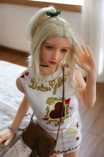kaliyah-white-hair-sex-doll