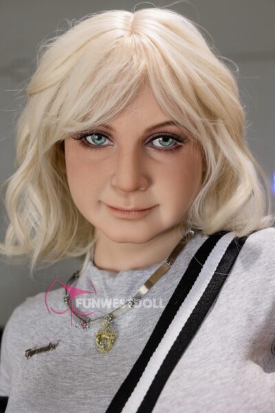Kayleen - Sexy Busty Blonde Granny Sex Doll - 140cm4ft7 (19)