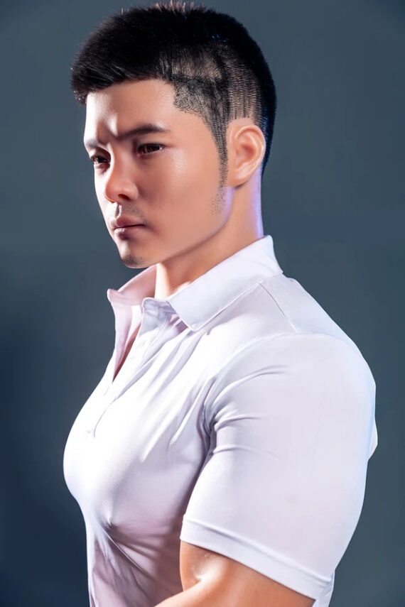 Leo - Realastic Male Sex Doll with Integrated Silicone Head and Penis - 170cm/5ft7