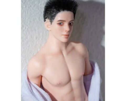 Ryosuke - 61cm 2'0 small male sex doll Full Silicone with Implanted Hair (14)