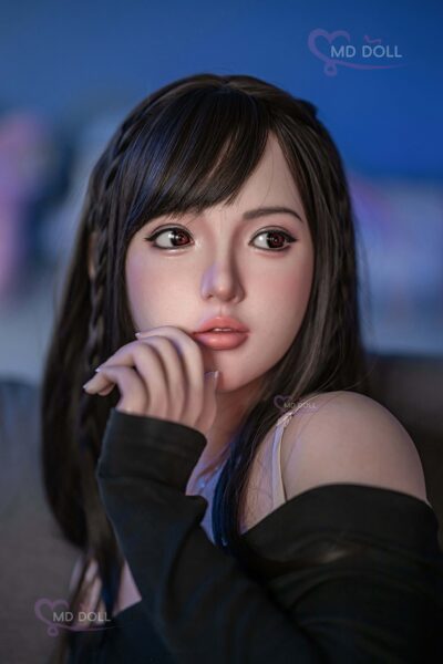 Doreen - Beautiful Realistic Silicone Sex Doll 5ft 5166cm (4)