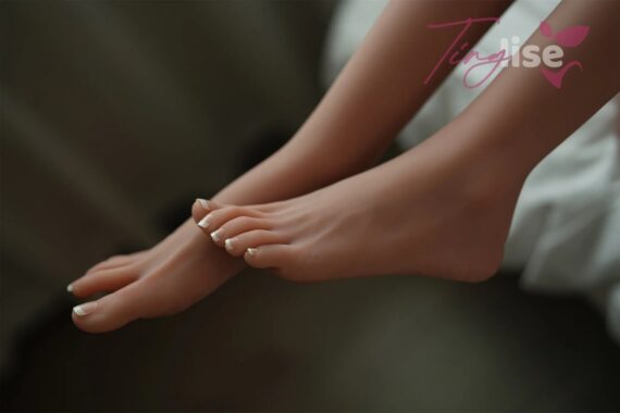 Doreen - Slender Big Boobs Sex Doll with ROS Silicone Head - 165cm/5ft5