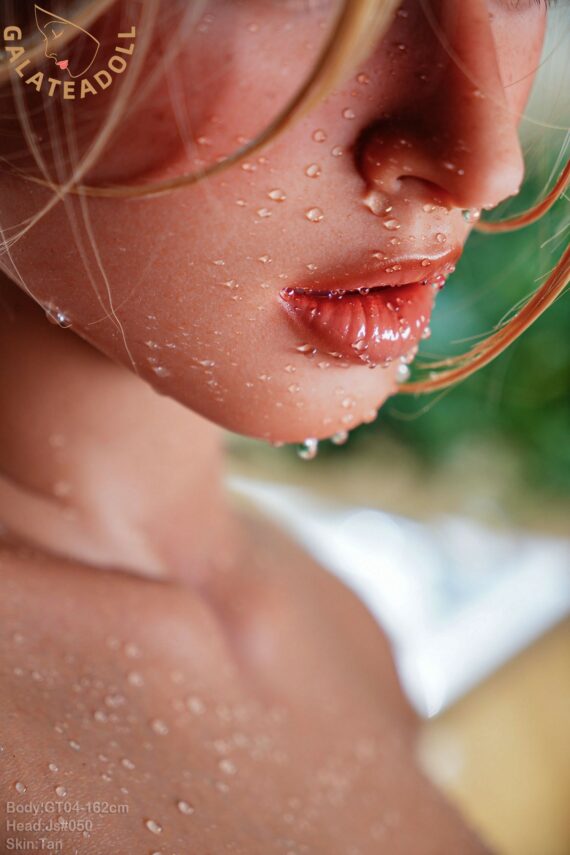 Zinia - Blonde Sex Doll with Big Breasts - 162cm/5ft4